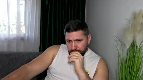 gold_alpha_boy online show from March 6, 2:46 pm