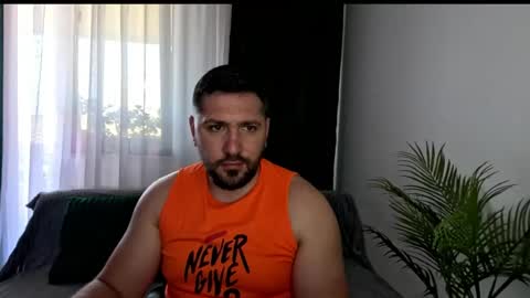 gold_alpha_boy online show from June 26, 7:13 am