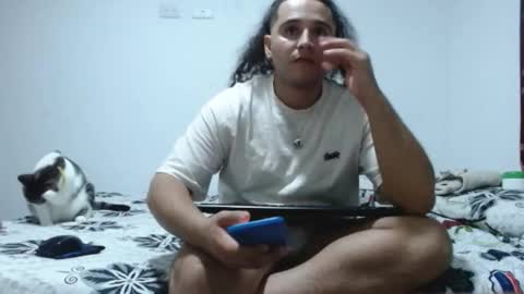 Snapshot of gold_shooter chatting on February 24, 1:47 am gold_shooter online show from February 24, 1:47 am