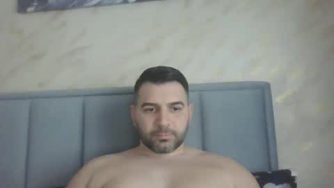 Snapshot of goldcock17 chatting on March 18, 11:57 am cuck online show from March 18, 11:57 am