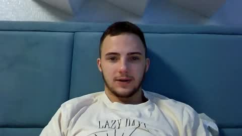 Golden boyyy21 online show from January 11, 4:59 am