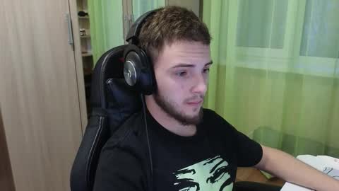 Golden boyyy21 online show from December 21, 5:58 am