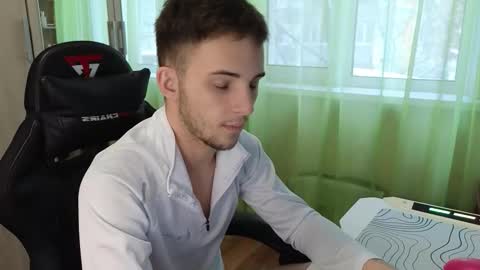 Golden boyyy21 online show from January 10, 10:28 am