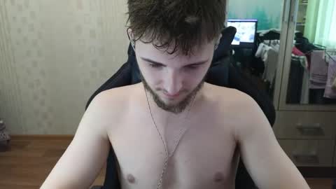 Golden boyyy21 online show from April 23, 1:02 pm