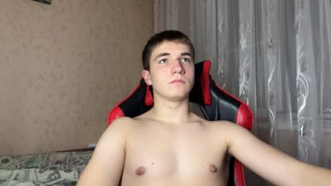 Snapshot of golden_flash chatting on December 3, 8:07 pm golden flash online show from December 3, 8:07 pm