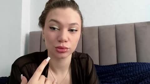 Flora online show from March 19, 8:29 am