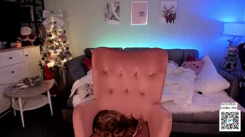 Shy in the streets but a freak in the sheets online show from December 7, 5:37 am