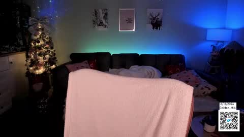 Shy in the streets but a freak in the sheets online show from December 13, 12:20 am