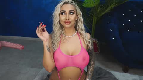 Snapshot of goldenamberx chatting on January 15, 8:48 pm GoldenAmberX online show from January 15, 8:48 pm