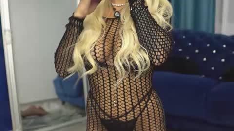 Snapshot of goldenamberx chatting on September 14, 7:02 pm GoldenAmberX online show from September 14, 7:02 pm