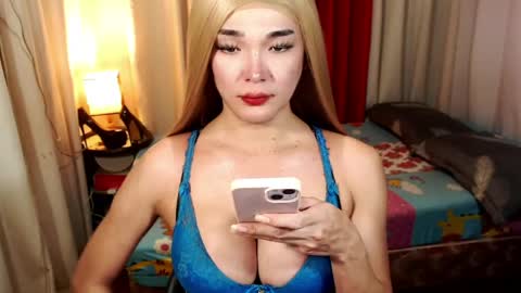 AVA online show from April 13, 4:29 am