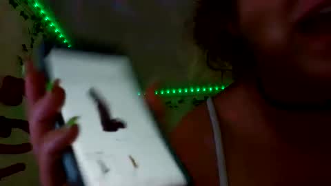 XxPretentious PeachxX online show from June 5, 7:19 pm