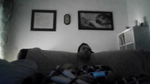 Snapshot of goldendragon19 chatting on October 17, 8:28 am goldendragon19 online show from October 17, 8:28 am