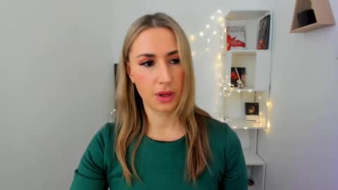 Olivia online show from February 10, 3:24 am