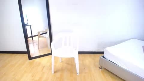 goldenn_ass1 online show from September 27, 4:06 am