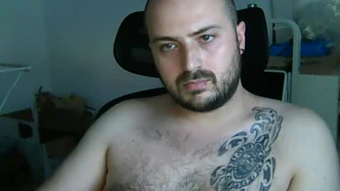 goldenspainboy online show from July 4, 4:46 pm