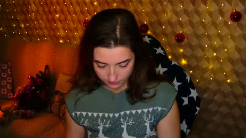 Snapshot of goldiehoshie chatting on December 30, 2:19 pm goldiehoshie online show from December 30, 2:19 pm