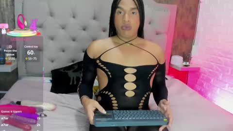 goldilockss15 online show from March 10, 8:37 am