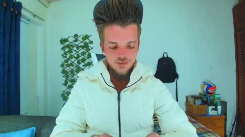 Goldy Loyal93 online show from October 9, 4:32 am