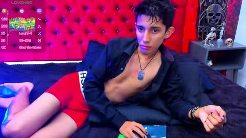 Snapshot of gomita_angel chatting on January 11, 7:49 pm angel online show from January 11, 7:49 pm