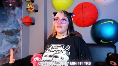 gomory_kitty online show from May 5, 4:37 pm