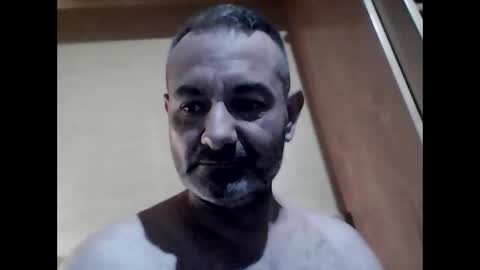 Snapshot of gonzalobilbaogon chatting on January 26, 7:09 pm gonzalo online show from January 26, 7:09 pm