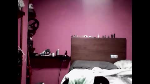 Snapshot of gonzalobilbaogon chatting on February 7, 7:01 am gonzalo online show from February 7, 7:01 am