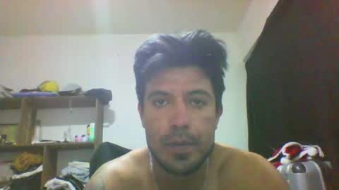 Snapshot of gonzbalo chatting on July 3, 2:07 am gonzbalo online show from July 3, 2:07 am