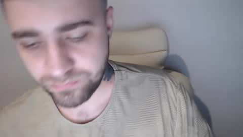 Snapshot of goodbate211 chatting on December 30, 1:58 pm goodbate211 online show from December 30, 1:58 pm