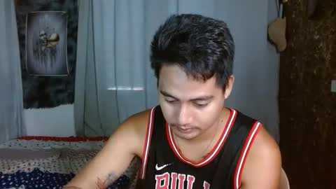 Snapshot of goodcaresweetboy chatting on May 13, 5:49 am FORD online show from May 13, 5:49 am