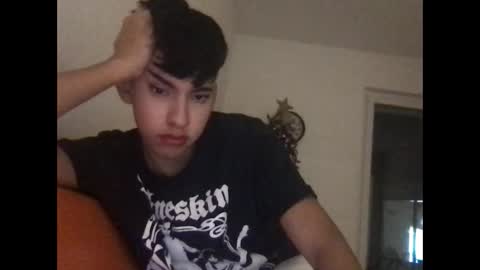 Snapshot of goodenough2004little chatting on December 15, 3:00 am goodenough2004little online show from December 15, 3:00 am