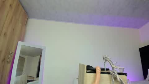 natt online show from December 14, 12:05 am