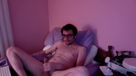 Snapshot of gooner4life88 chatting on September 28, 4:07 am gooner4life88 online show from September 28, 4:07 am