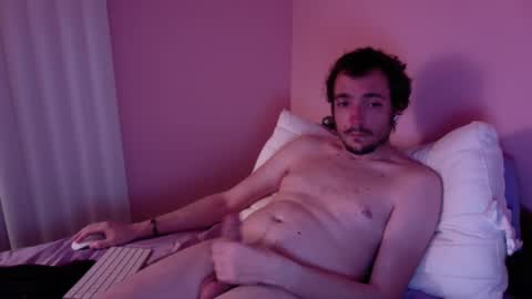 Snapshot of gooner4life88 chatting on October 4, 3:26 am gooner4life88 online show from October 4, 3:26 am