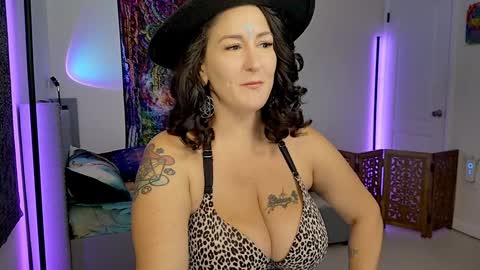 gooner_girl online show from September 10, 1:33 pm