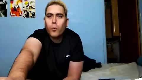 Snapshot of gorak32 chatting on March 1, 6:00 pm GoraK online show from March 1, 6:00 pm