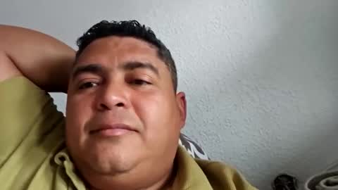 gordito_xx online show from April 12, 3:17 pm