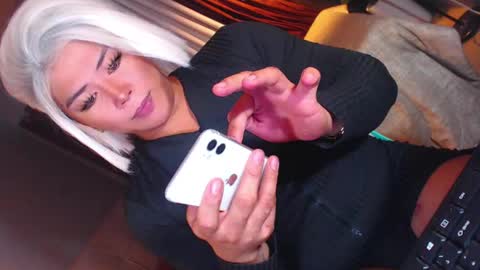 Samantha online show from April 13, 3:34 am