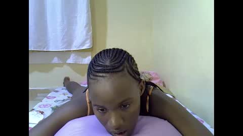 Snapshot of gorgeous_maya1 chatting on February 2, 8:18 pm gorgeous_maya1 online show from February 2, 8:18 pm