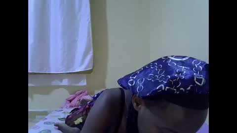 Snapshot of gorgeous_maya1 chatting on February 9, 7:07 pm gorgeous_maya1 online show from February 9, 7:07 pm