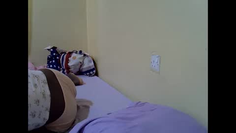 Snapshot of gorgeous_maya1 chatting on February 12, 10:10 am gorgeous_maya1 online show from February 12, 10:10 am