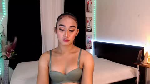 Snapshot of gorgeous_nicole chatting on February 21, 9:11 pm gorgeous_nicole online show from February 21, 9:11 pm