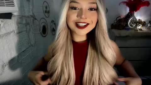 Amanda rose online show from March 7, 4:11 pm