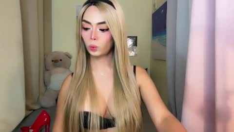 Emmy online show from February 5, 12:32 pm