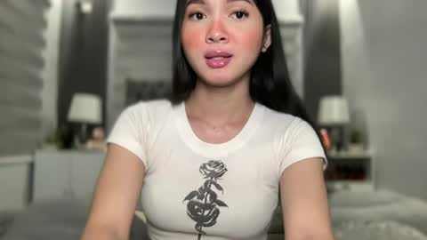 Snapshot of gorgex_diana chatting on July 8, 2:21 pm D I A N A online show from July 8, 2:21 pm