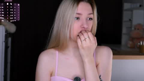 Luna online show from April 7, 1:39 am