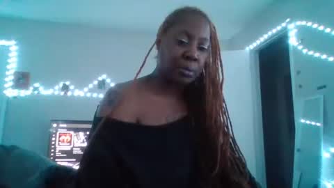 Snapshot of gotcake713 chatting on October 10, 6:45 am Sue Goddess online show from October 10, 6:45 am