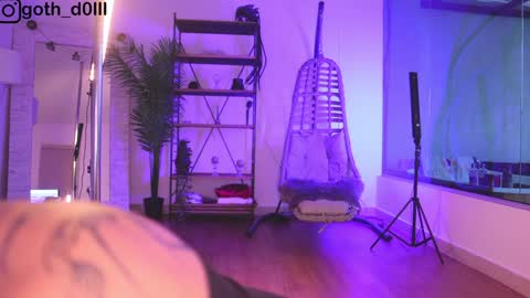 sophie  Special celebration a the beach 300k followers 3011 and 0112   online show from February 8, 10:19 pm