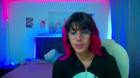 Snapshot of goth_minerva chatting on February 18, 1:29 pm goth_minerva online show from February 18, 1:29 pm