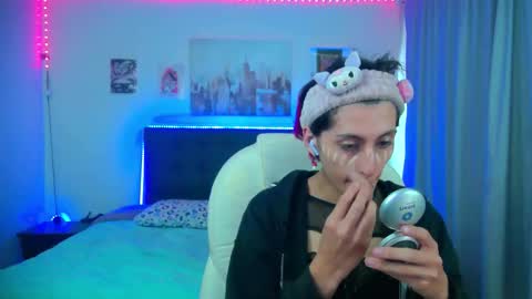 Snapshot of goth_minerva chatting on February 20, 1:33 pm goth_minerva online show from February 20, 1:33 pm